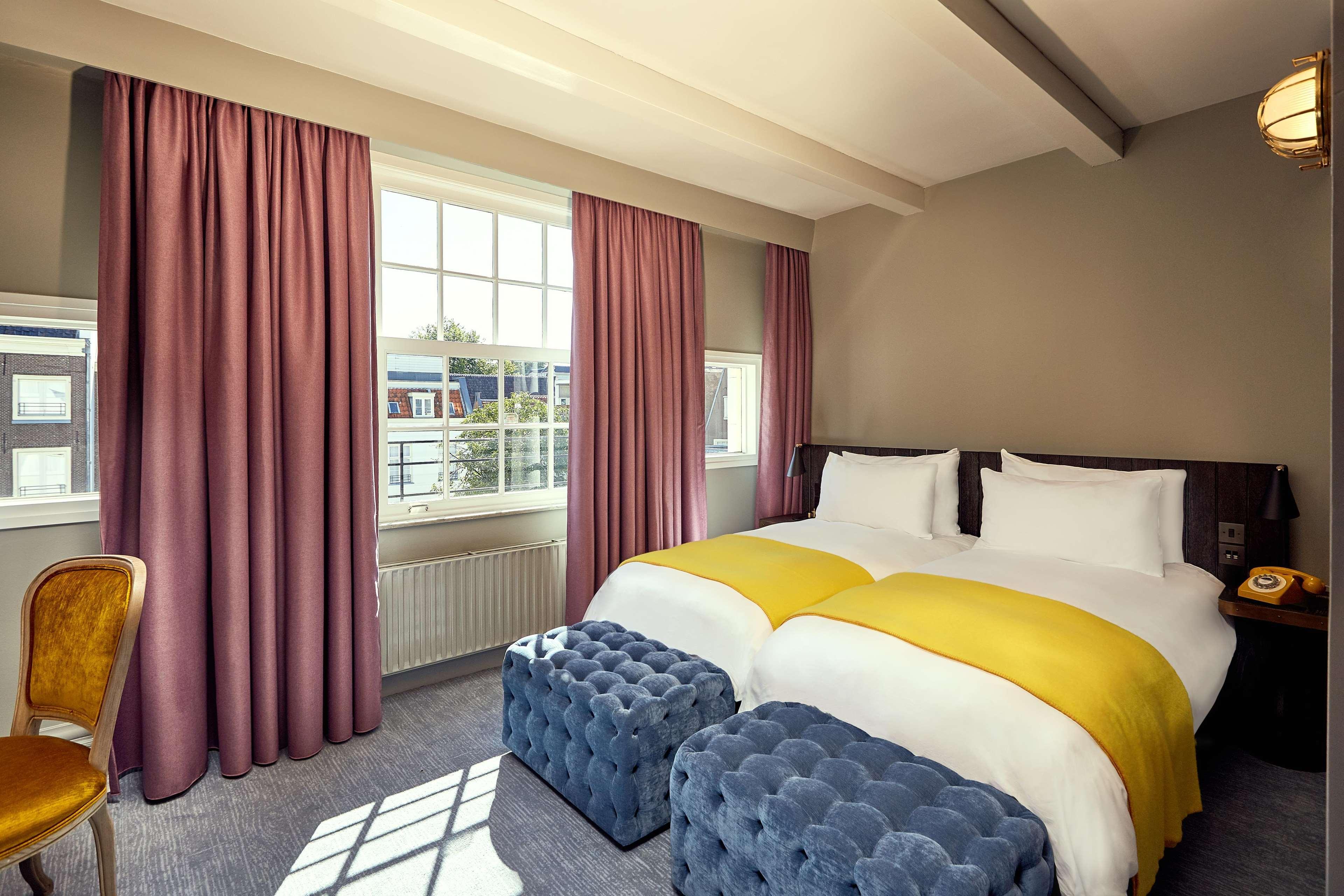 Pulitzer Amsterdam Hotel Luaran gambar A bedroom at the hotel