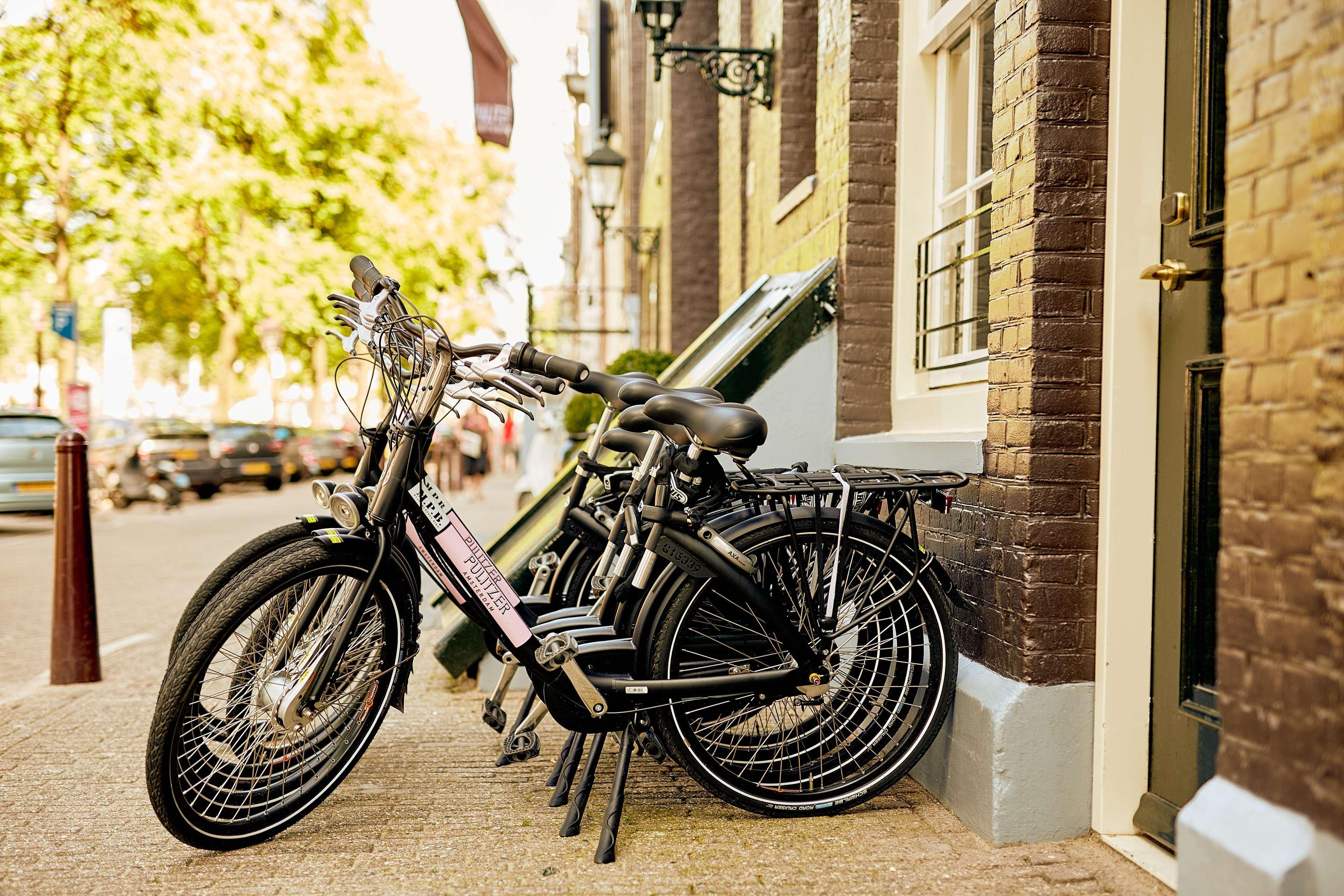 Pulitzer Amsterdam Hotel Luaran gambar A Qonger electric bicycle